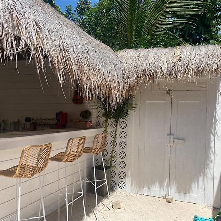 Love Coconut Bungalows Джили Трауанган Екстериор снимка